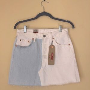 Levi’s Two Toned skirt
